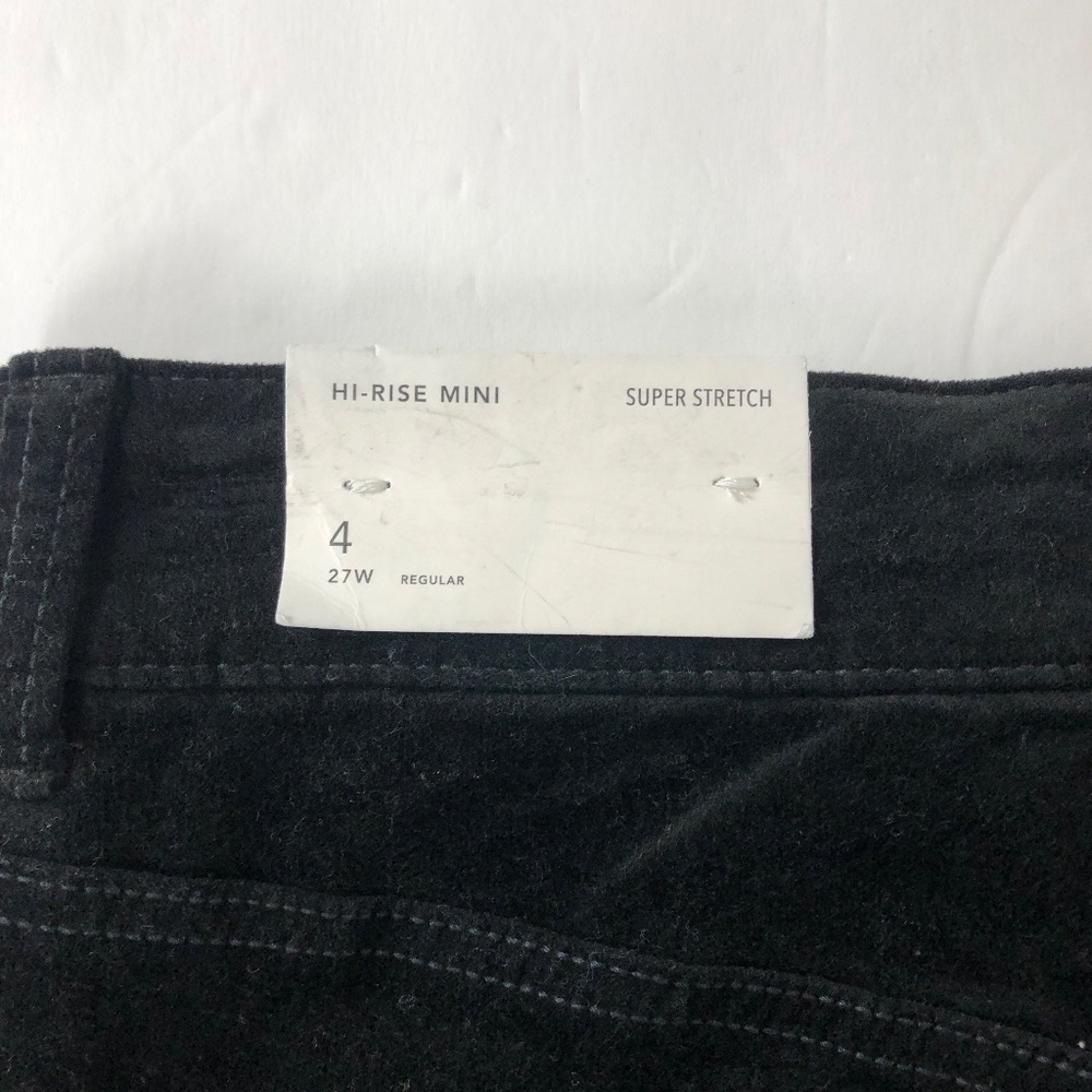 NWT American Eagle Outfitters High-Rise Mini Velvet‎ Skirt Black Super Stretch - Picture 5 of 9